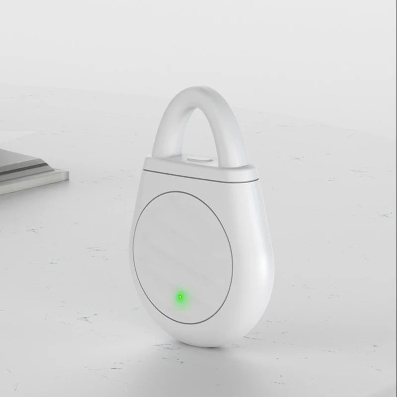 🔥🐦No more trouble from birds, beasts and locusts!Portable Ultrasonic Bird Repellent Keychain